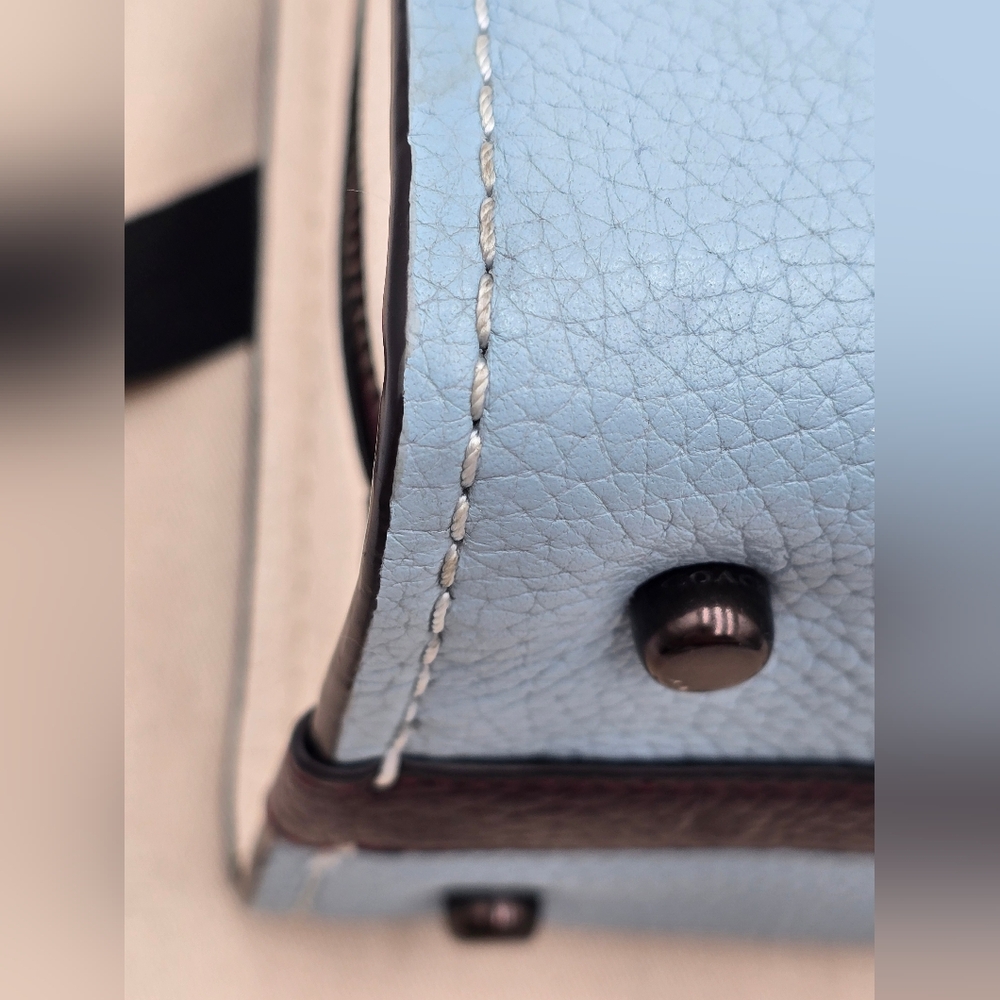 Coach Pebble Leather Cashin Carry Tote 22 In Colorblock, EUC - Picture 6 of 16
